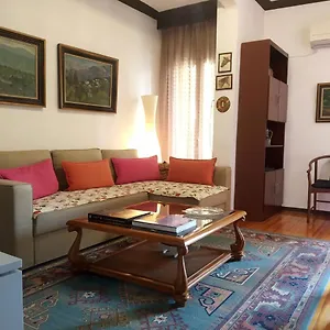 Cosy Penthouse -up To 6 Guests- In The City Centre! Thessaloniki